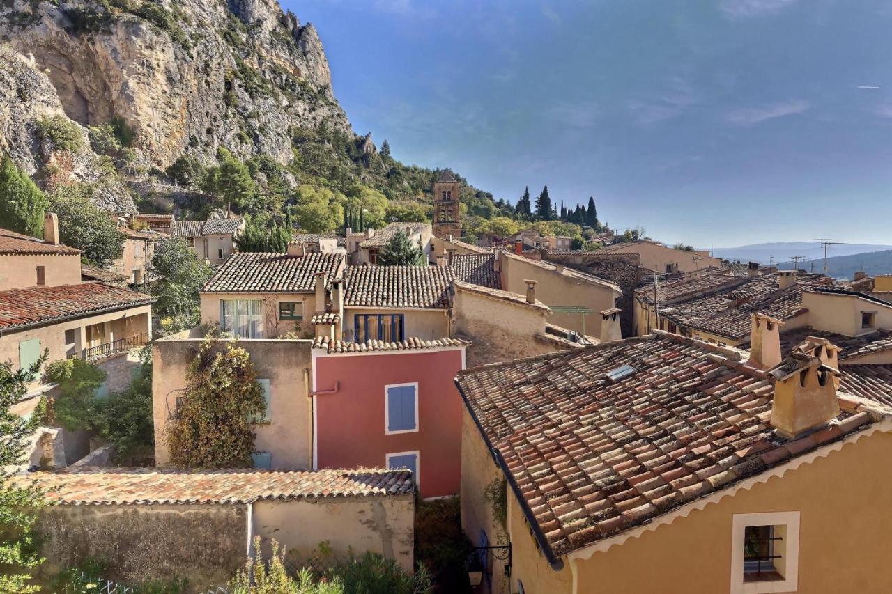 Studio Vue Sur Les Toits, Lumineux Moustiers #2 Exteriör bild